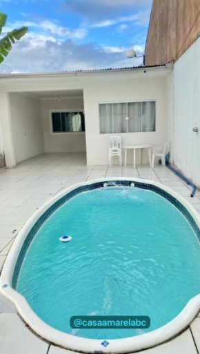 Casa de 2 QUARTOS COM PISCINA